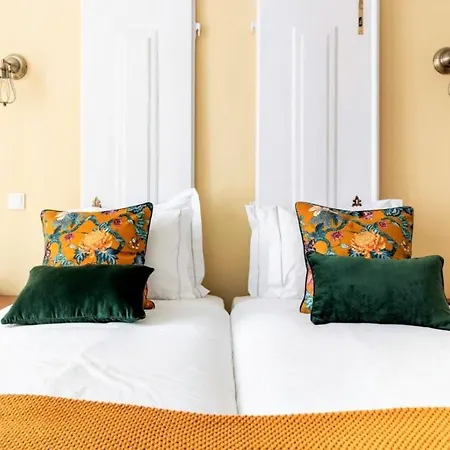 Guest house Lel Madalena Lisbon