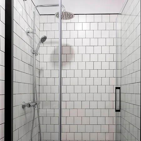 Lel Madalena Lisbona